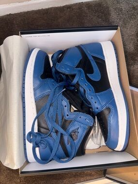 Nike Air Jordan Retro Hi OG Blue and Black High-Top Sneakers NIB ✨